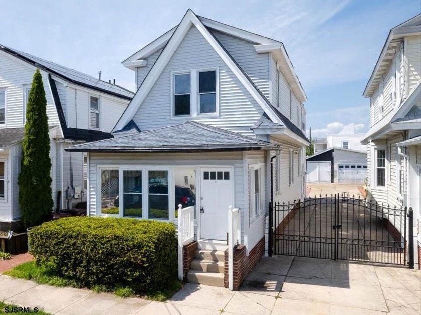 * OPEN HOUSE SATURDAY, MAY 17 12-2PM *  Summer is here -- and so - Beach Home for sale in Ventnor, New Jersey on Beachhouse.com