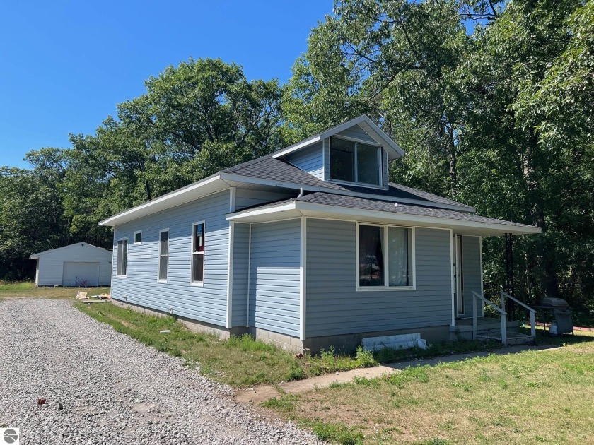 Great investment opportunity!! 1330 square foot 4 bedroom house - Beach Home for sale in Oscoda, Michigan on Beachhouse.com