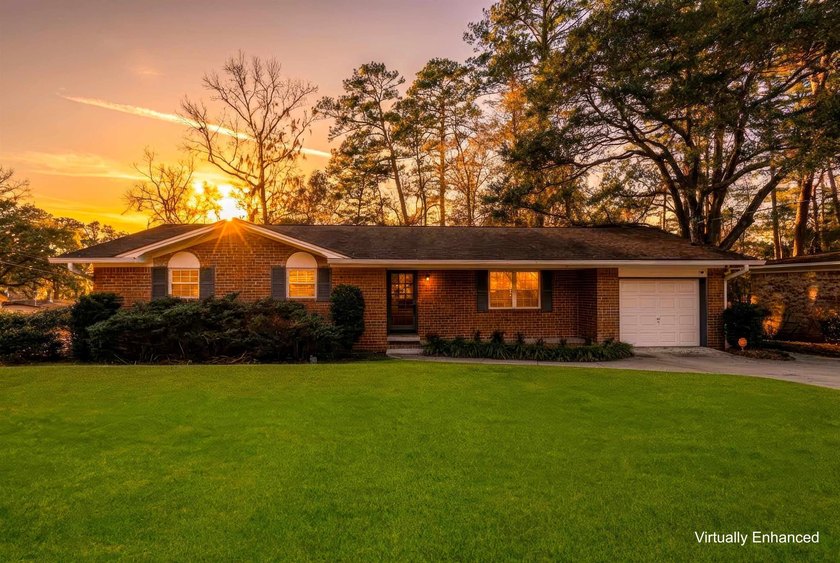 ***One or more of the photos have been virtually enhanced*** - Beach Home for sale in Tallahassee, Florida on Beachhouse.com