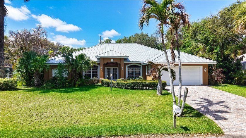 EAST OF A1A in desirable Castaway Cove with Deeded Beach Access - Beach Home for sale in Vero Beach, Florida on Beachhouse.com