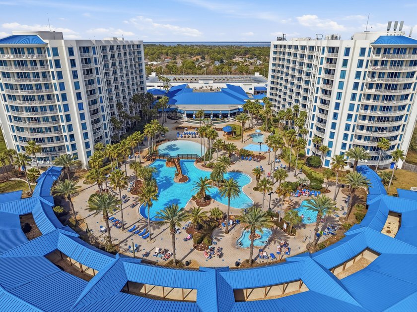 Welcome to The Palms of Destin Condominium, where resort-style - Beach Condo for sale in Destin, Florida on Beachhouse.com