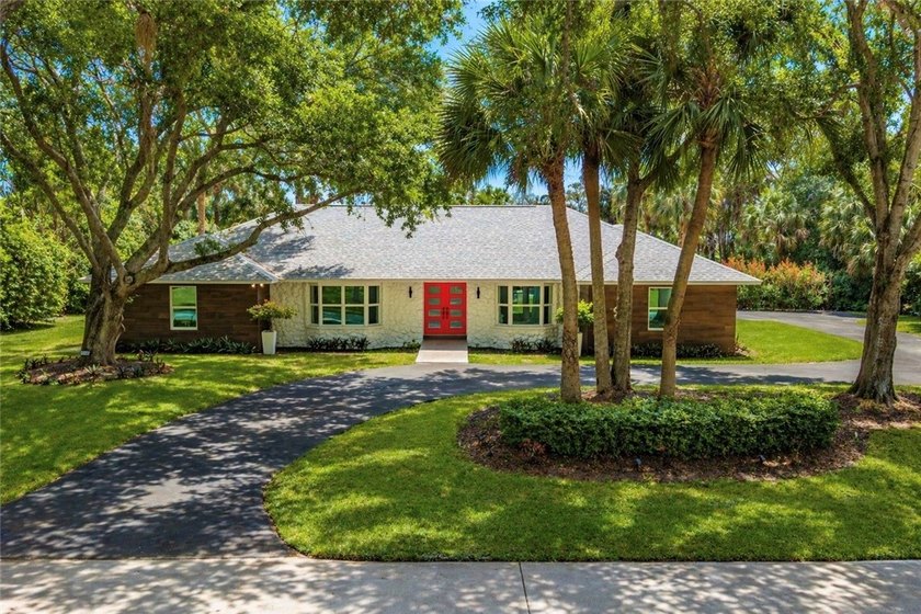 TOTAL *Resort Style* REMODEL: 4 Bedroom + office, 2.5 Bathroom - Beach Home for sale in Vero Beach, Florida on Beachhouse.com