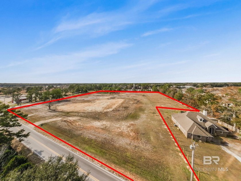 Rare opportunity to own approximately 8 acres in the rapidly - Beach Acreage for sale in Gulf Shores, Alabama on Beachhouse.com
