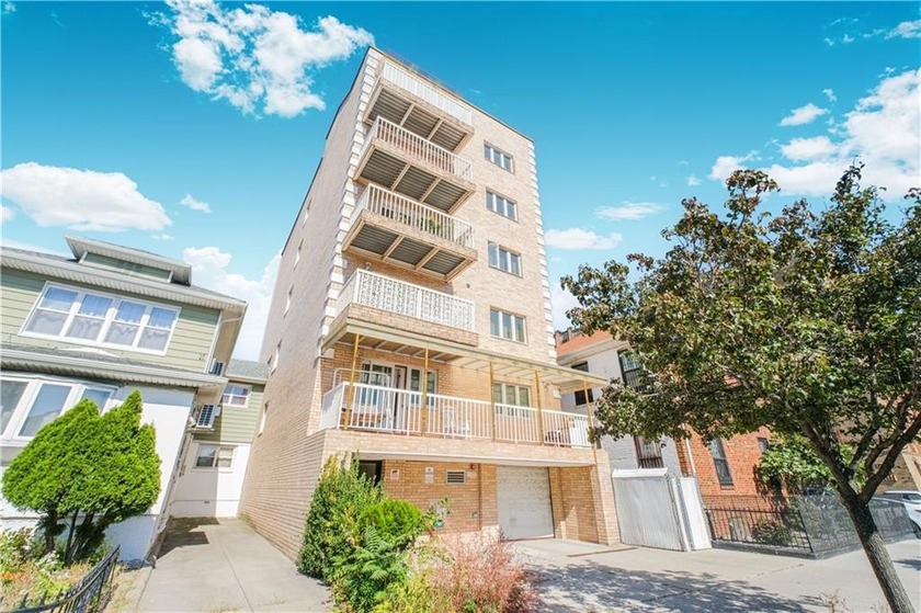 Introducing this magnificent two-bedroom condo for sale - Beach Condo for sale in Brooklyn, New York on Beachhouse.com