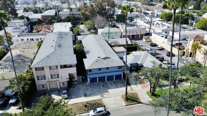 4 units will be VACANT - (1) 2+1, (2) 1+1, (1) Studio - 4 VACANT - Beach Home for sale in Santa Monica, California on Beachhouse.com