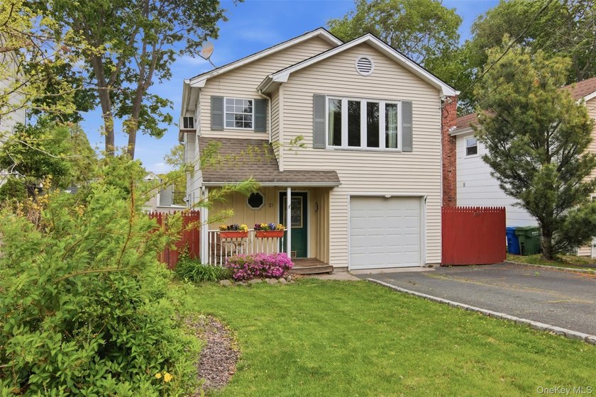 POTENTIAL RENTAL INCOME is included with this home, which is - Beach Home for sale in Port Jefferson, New York on Beachhouse.com