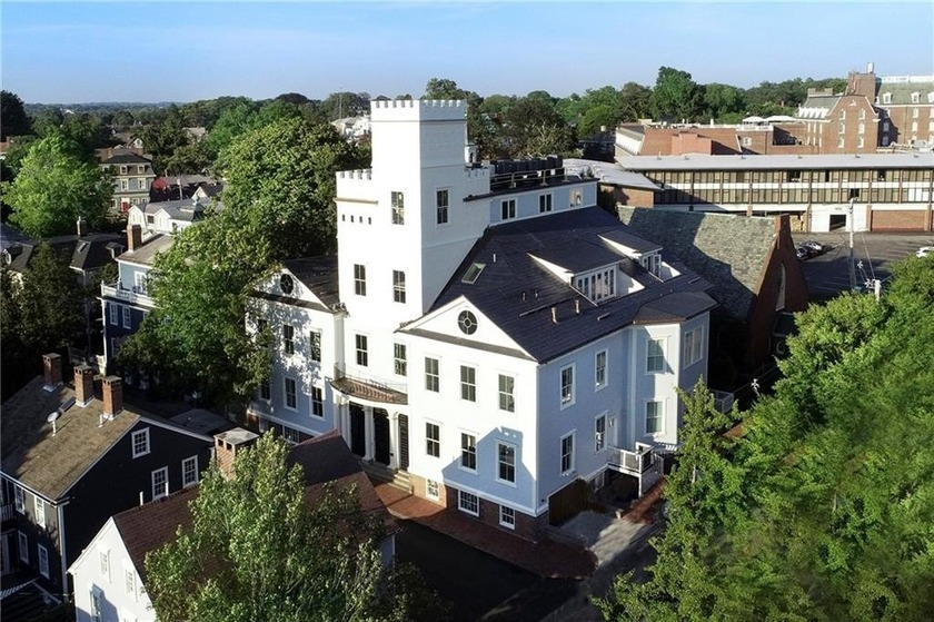 Penthouse chic welcomes you in this elegant, sparkling top floor - Beach Condo for sale in Newport, Rhode Island on Beachhouse.com