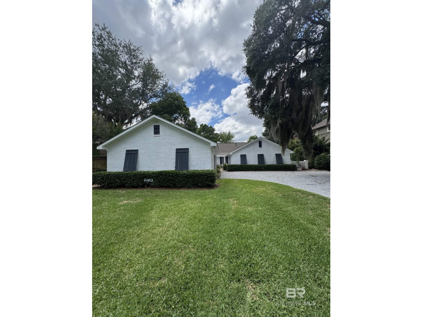 This is a Coming Soon listing. LOCATION, LOCATION, LOCATION! - Beach Home for sale in Daphne, Alabama on Beachhouse.com