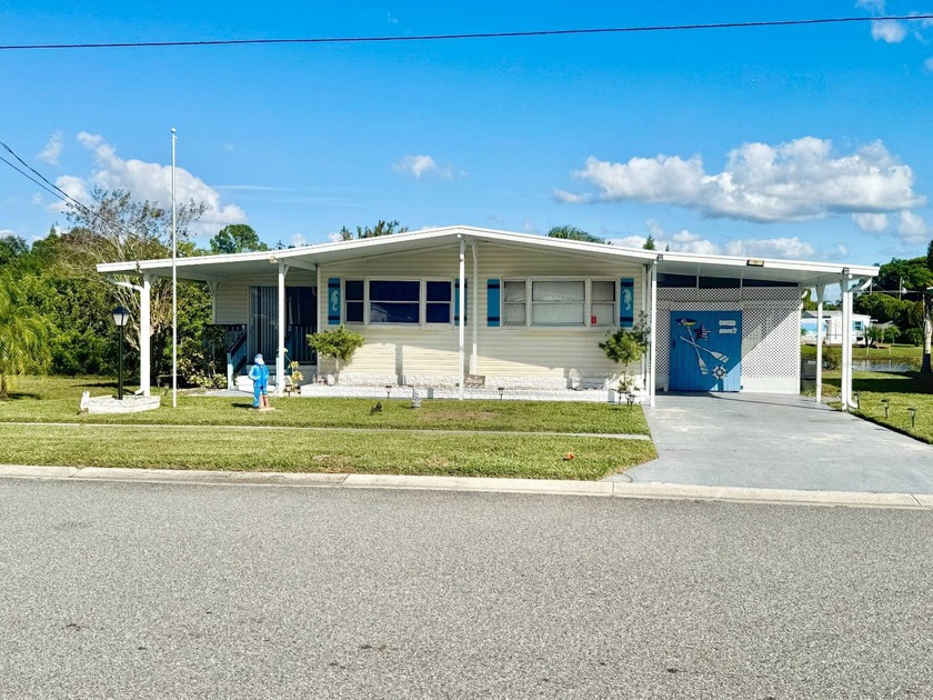 Welcome to your dream home in the highly sought-after 55+ - Beach Home for sale in Port Orange, Florida on Beachhouse.com