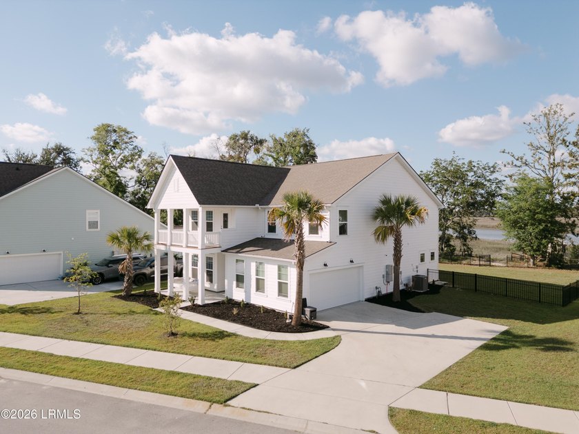 Southern charm meets thoughtful modern living in this stunning - Beach Home for sale in Beaufort, South Carolina on Beachhouse.com