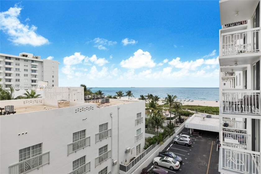 Fabulous high end remodeled oceanfront view 2/1. Italian - Beach Condo for sale in Miami Beach, Florida on Beachhouse.com