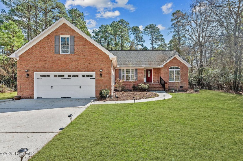 Located in the desirable Harbour Pointe section of Fairfield - Beach Home for sale in New Bern, North Carolina on Beachhouse.com