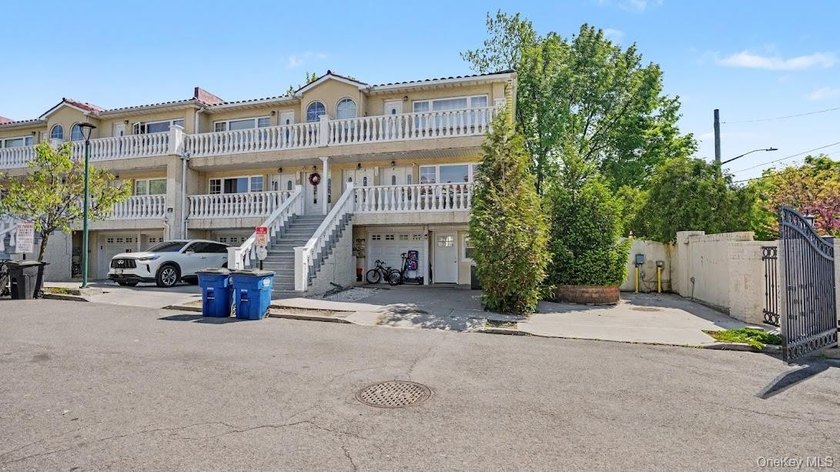 Welcome home to this stunning property nestled is a sought- - Beach Home for sale in Bronx, New York on Beachhouse.com