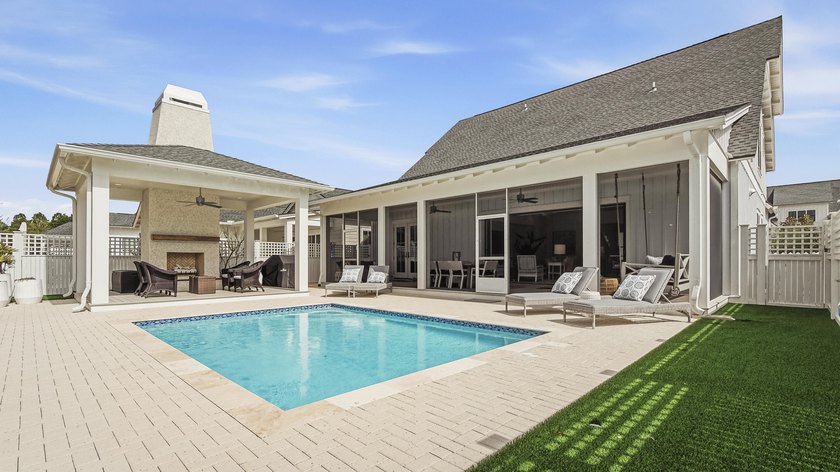 LARGE BONUS/FLEX ROOM CAN SERVE AS A FIFTH BEDROOM. Welcome to - Beach Home for sale in Watersound Beach, Florida on Beachhouse.com