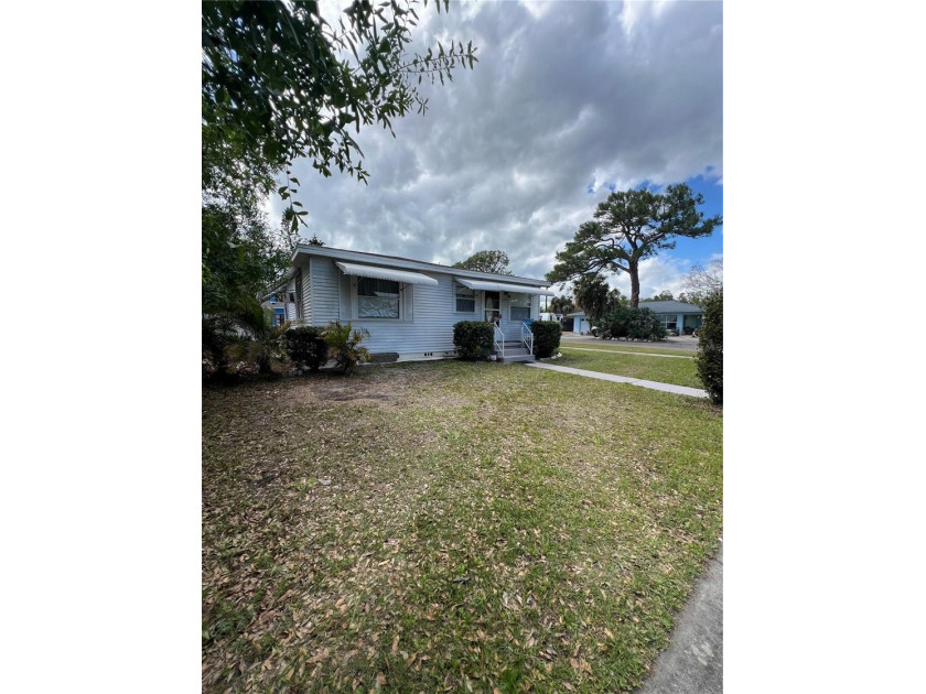 Classic Gulfport Charm with Limitless Potential! Nestled on a - Beach Home for sale in Gulfport, Florida on Beachhouse.com