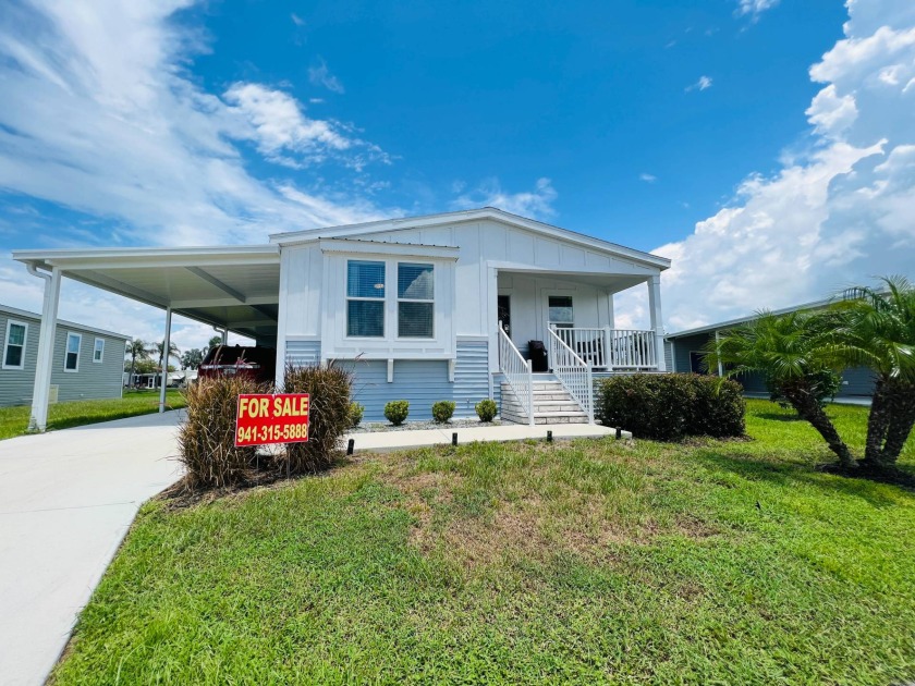 Ready to live the dream in the sunshine state?? Look no further - Beach Home for sale in Ellenton, Florida on Beachhouse.com
