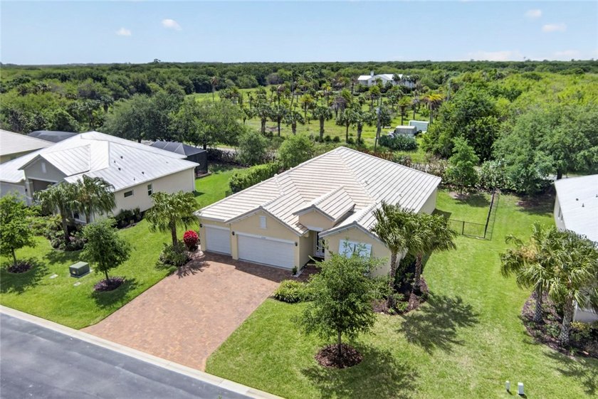 This 2021-built residence presents a refined modern composition - Beach Home for sale in Vero Beach, Florida on Beachhouse.com