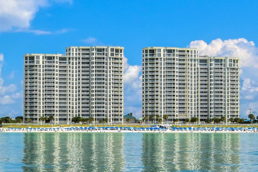 Beautiful 6th Floor condominium located in the highly the - Beach Condo for sale in Destin, Florida on Beachhouse.com