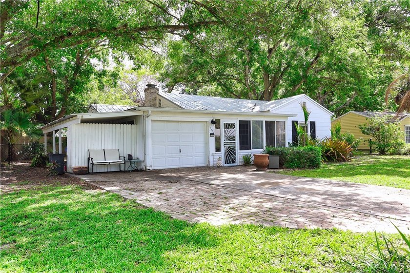 Desirable Mc Ansh Park neighborhood! Great opportunity to - Beach Home for sale in Vero Beach, Florida on Beachhouse.com
