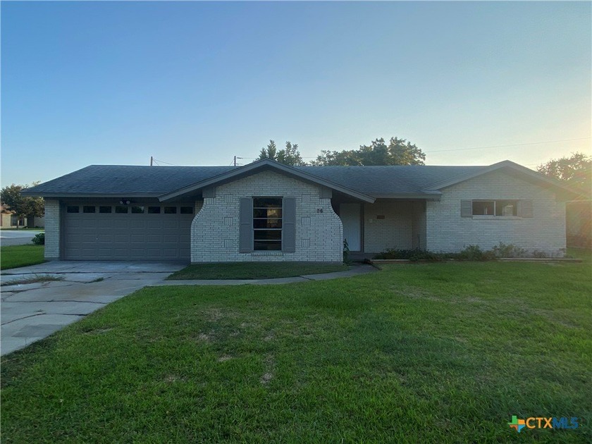 Welcome Home!!! This completely renovated home is ready for a - Beach Home for sale in Port Lavaca, Texas on Beachhouse.com
