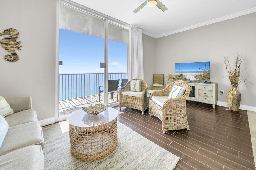 If you are looking for a vacation rental unit that customers - Beach Condo for sale in Panama City Beach, Florida on Beachhouse.com