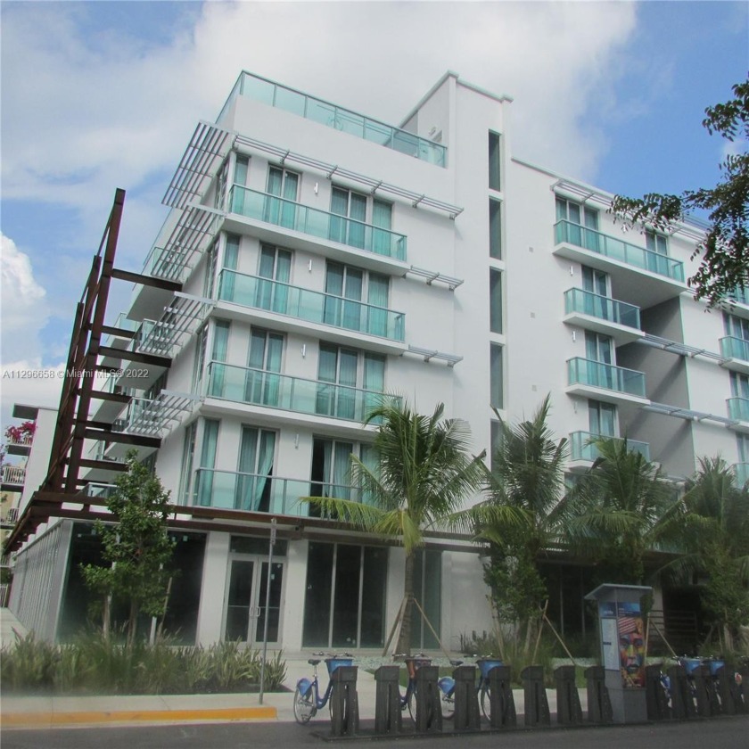 Trendy South Beach Condo Hotel! Offered fully furnished. For the - Beach Commercial for sale in Miami  Beach, Florida on Beachhouse.com