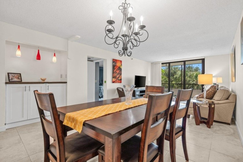 Welcome to your serene oasis in Southwinds Community. This - Beach Condo for sale in Delray Beach, Florida on Beachhouse.com