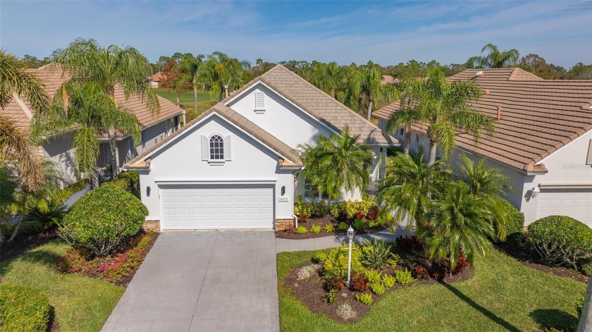 Under contract-accepting backup offers. Stunning 2400 square - Beach Home for sale in Lakewood Ranch, Florida on Beachhouse.com