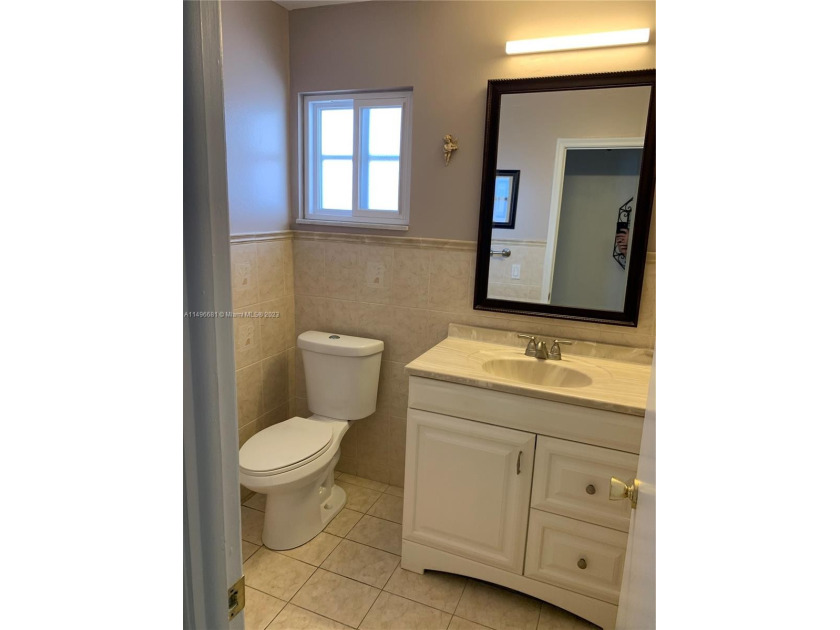 NEW KITCHEN , NEW ENTRANCE DOOR , FRESH PAINT , A/C IS 4 YEARS - Beach Condo for sale in Hallandale Beach, Florida on Beachhouse.com