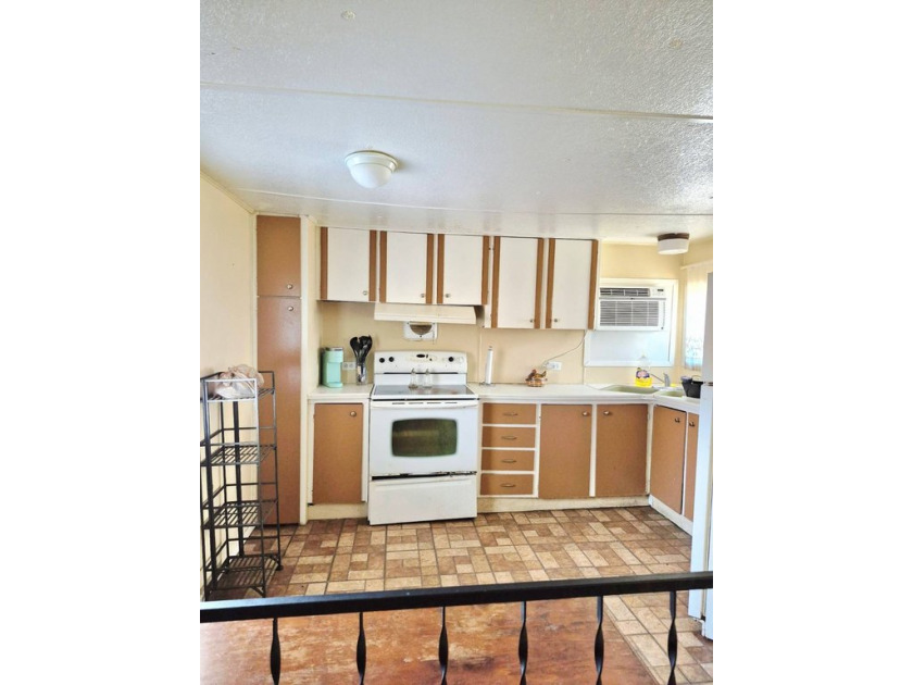 LOOK!!! ONLY $698/MO LOT RENT...... IMPECCABLE 2 BEDROOM AND ONE - Beach Home for sale in Clearwater, Florida on Beachhouse.com