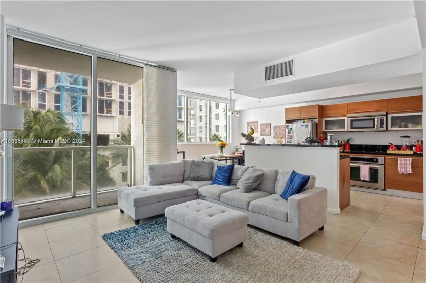 Corner Unit in the Heart of Downtown Miami! Spacious 1 BR + - Beach Condo for sale in Miami, Florida on Beachhouse.com