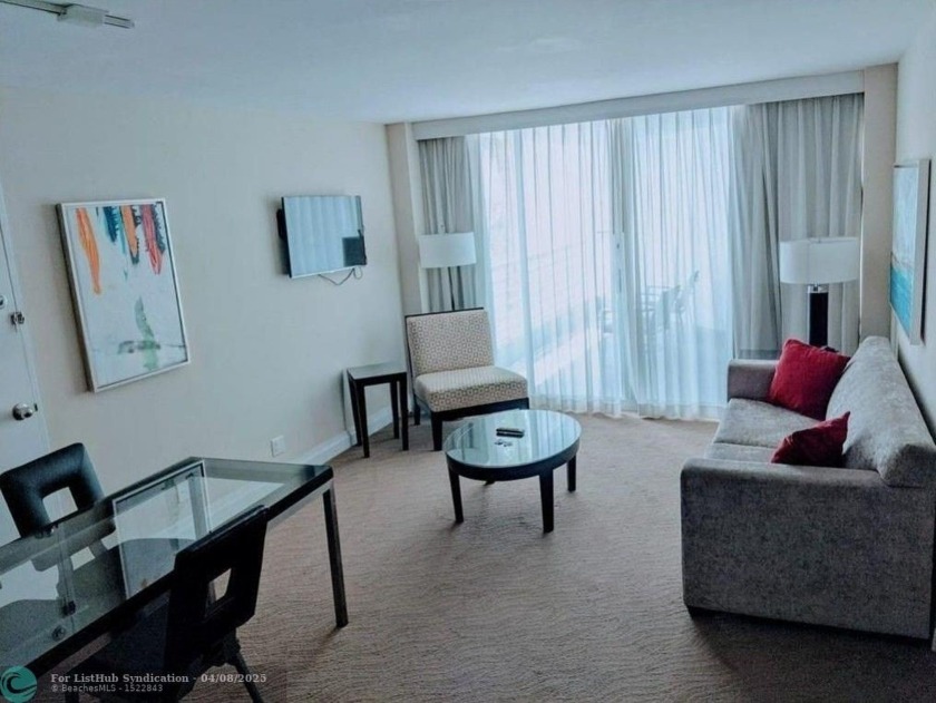 Own a slice of Florida's waterfront at a fantastic price! This - Beach Condo for sale in Fort Lauderdale, Florida on Beachhouse.com