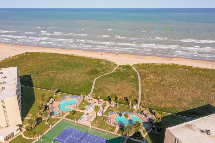 This upgraded two bedroom, two bath condominium is conveniently - Beach Condo for sale in South Padre Island, Texas on Beachhouse.com