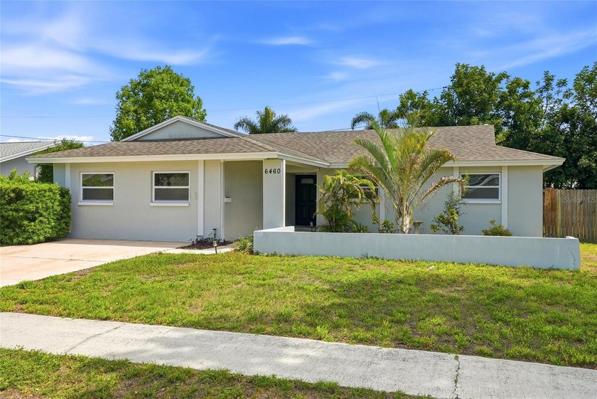 One or more photo(s) has been virtually staged. Beautifully - Beach Home for sale in St. Petersburg, Florida on Beachhouse.com