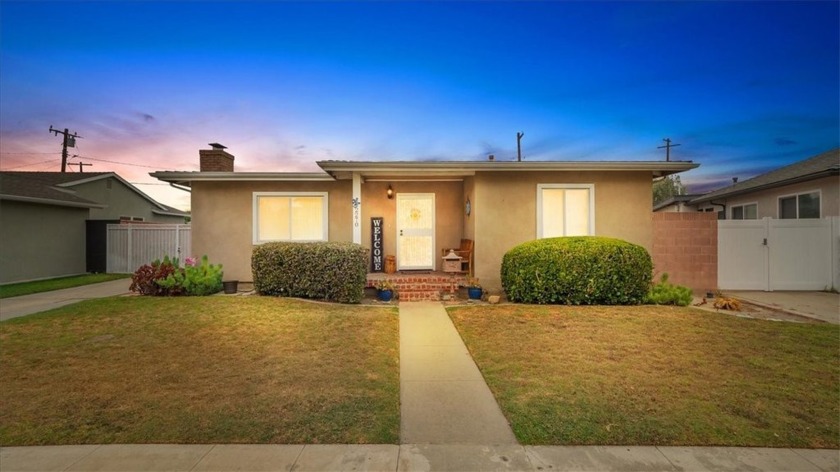 This Charming, Bright, and Airy single-story Three-Bedroom - Beach Home for sale in Long Beach, California on Beachhouse.com