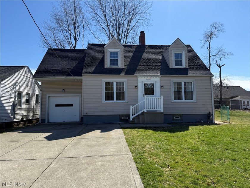 Extensively updated and move-in ready, this charming Cape Cod in - Beach Home for sale in Willoughby, Ohio on Beachhouse.com