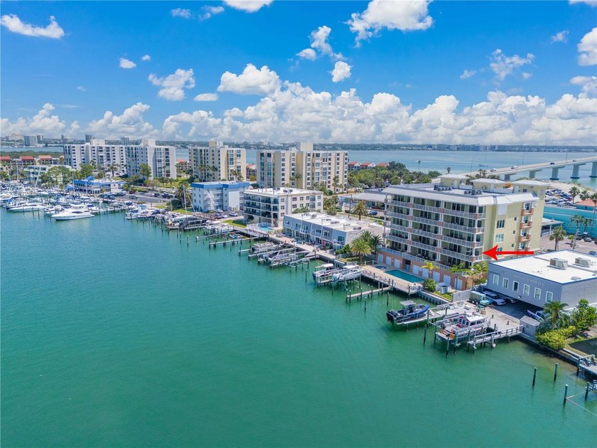 RARE condo INVESTMENT OPPORTUNITY. Absolutely stunning, built in - Beach Condo for sale in Clearwater Beach, Florida on Beachhouse.com
