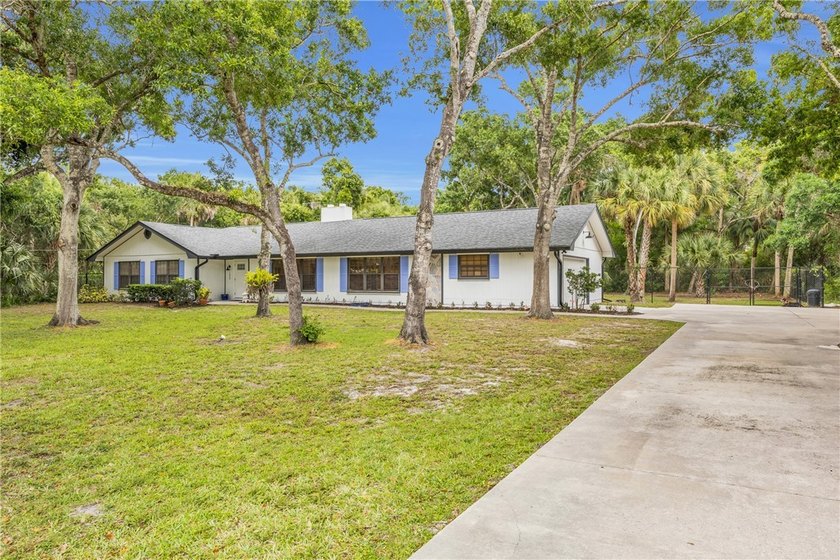 If you've been waiting for space, privacy & a home that actually - Beach Home for sale in Vero Beach, Florida on Beachhouse.com