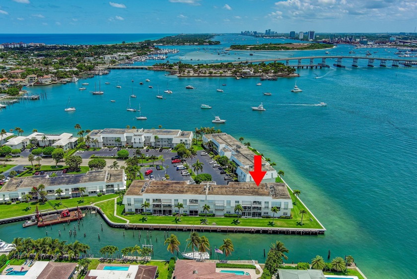 Experience the epitome of Intracoastal living! This 2 bedroom, 2 - Beach Condo for sale in Singer Island, Florida on Beachhouse.com