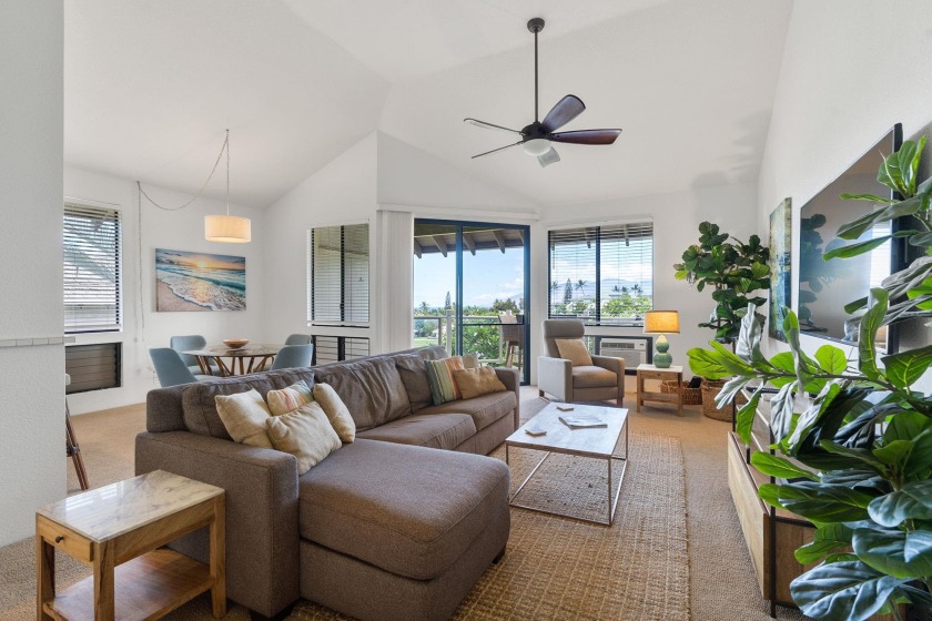 Unit 162 is an upgraded 1 bedroom unit situated on the Wailea - Beach Condo for sale in Kihei, Hawaii on Beachhouse.com