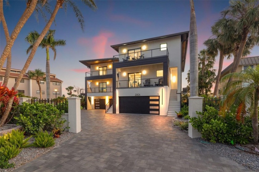 Osprey Oasis is a rare and extraordinary opportunity to own a - Beach Townhome/Townhouse for sale in Treasure Island, Florida on Beachhouse.com