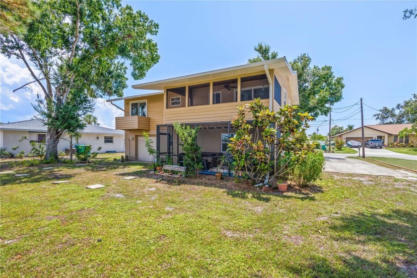 Ready to live the Florida lifestyle? With this new price - Beach Home for sale in Englewood, Florida on Beachhouse.com