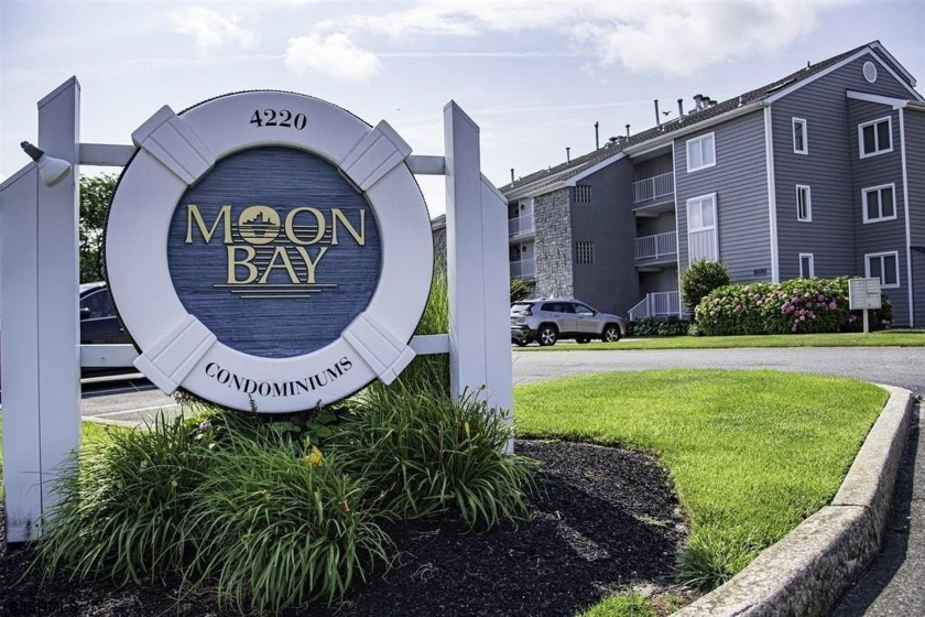 Enjoy waterfront living with ease in this 2BA 2 BA condo in the - Beach Condo for sale in Brigantine, New Jersey on Beachhouse.com