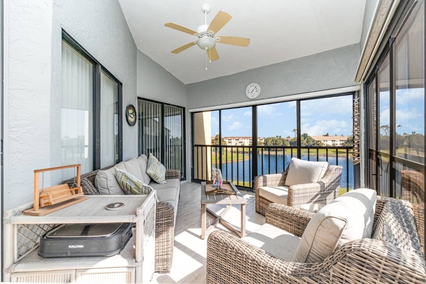 CERTIFIED PREOWNED HOME WITH LOVE IT OR LEAVE IT GUARANTEE! - Beach Condo for sale in Fort Myers, Florida on Beachhouse.com