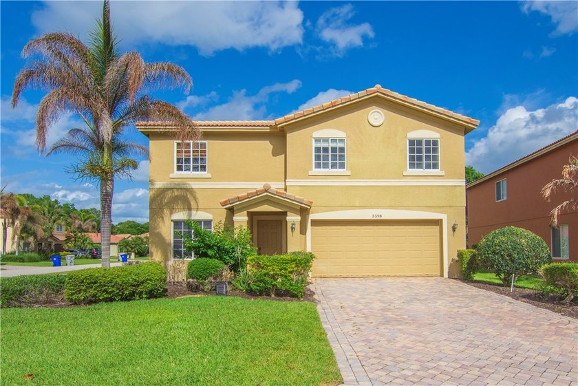 Owner Financing available! Just the right touches to reveal a - Beach Home for sale in Vero Beach, Florida on Beachhouse.com