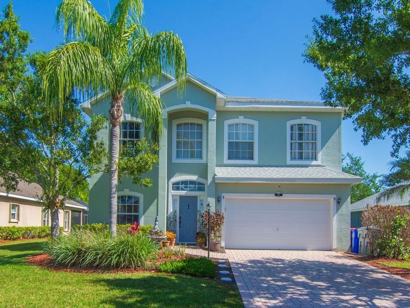 Beautiful 4BR/3BA home in a prime location! Spacious layout with - Beach Home for sale in Vero Beach, Florida on Beachhouse.com