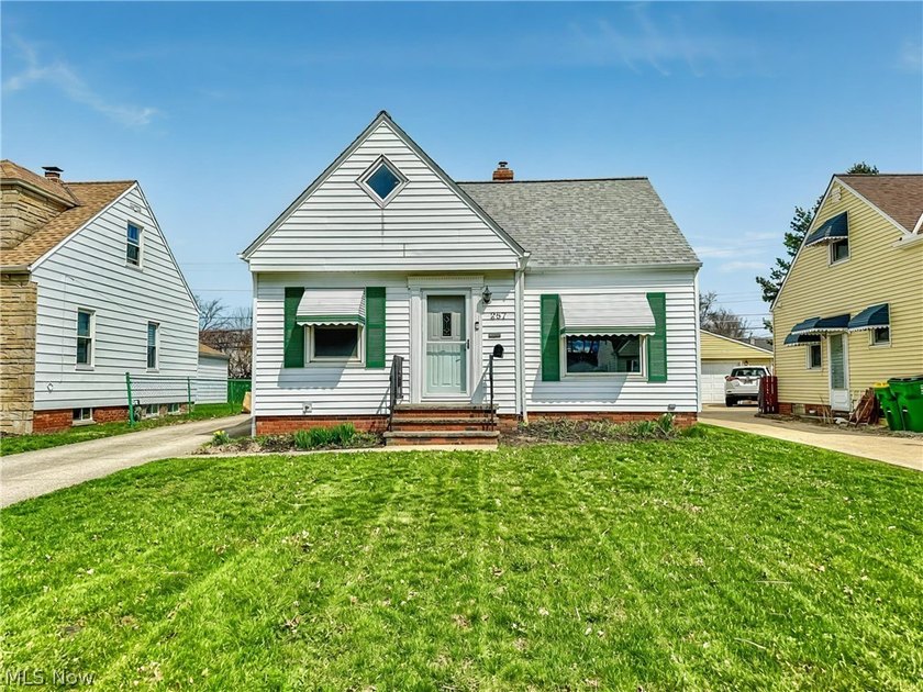 RARE OPPORTUNITY AT THIS PRICE POINT! This clean, well-kept - Beach Home for sale in Willowick, Ohio on Beachhouse.com