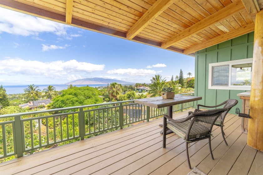 Welcome to a custom built abode overlooking beautiful Wailea - Beach Home for sale in Kihei, Hawaii on Beachhouse.com