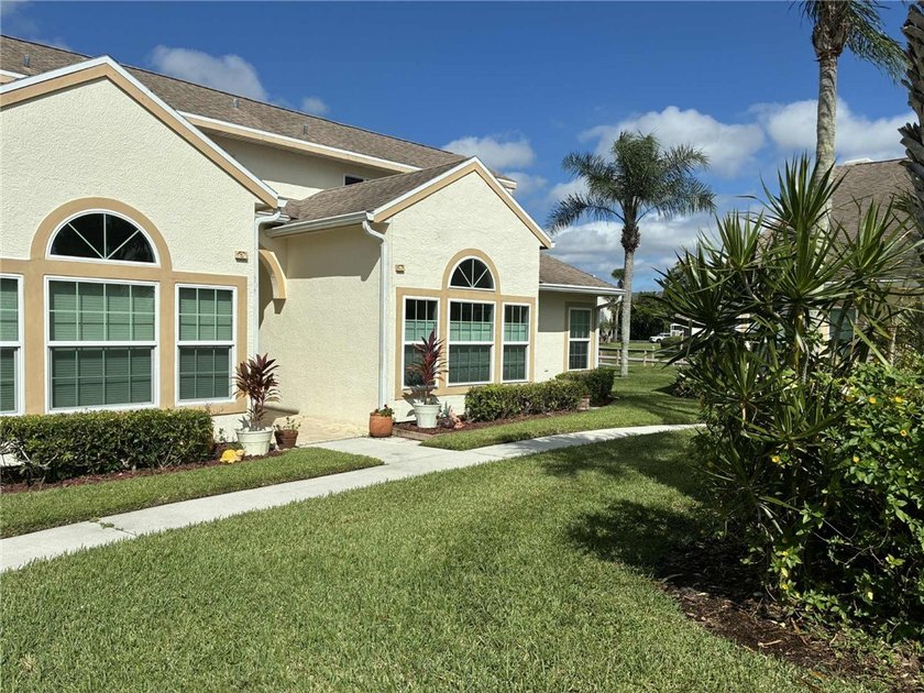 Lovely, lakeside 3BR/3BA condominium that feels like a home! - Beach Condo for sale in Vero Beach, Florida on Beachhouse.com