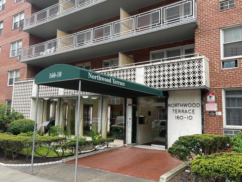 We have an updated large one bedroom Co-Op in Northwood Building - Beach Home for sale in Jamaica, New York on Beachhouse.com